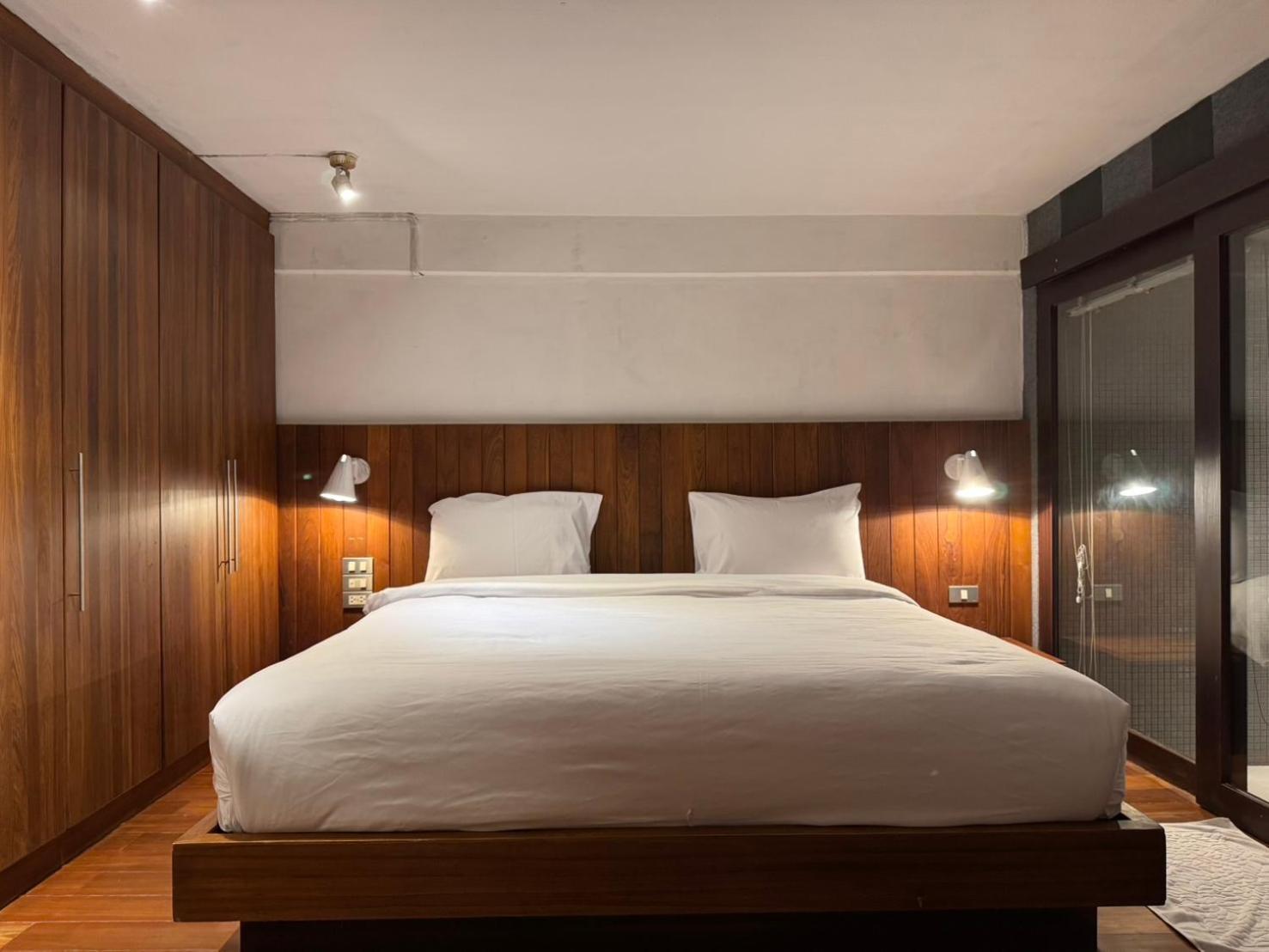 Wish Inn Silom - วิช อินน์ สีลม X Banguecoque Exterior foto